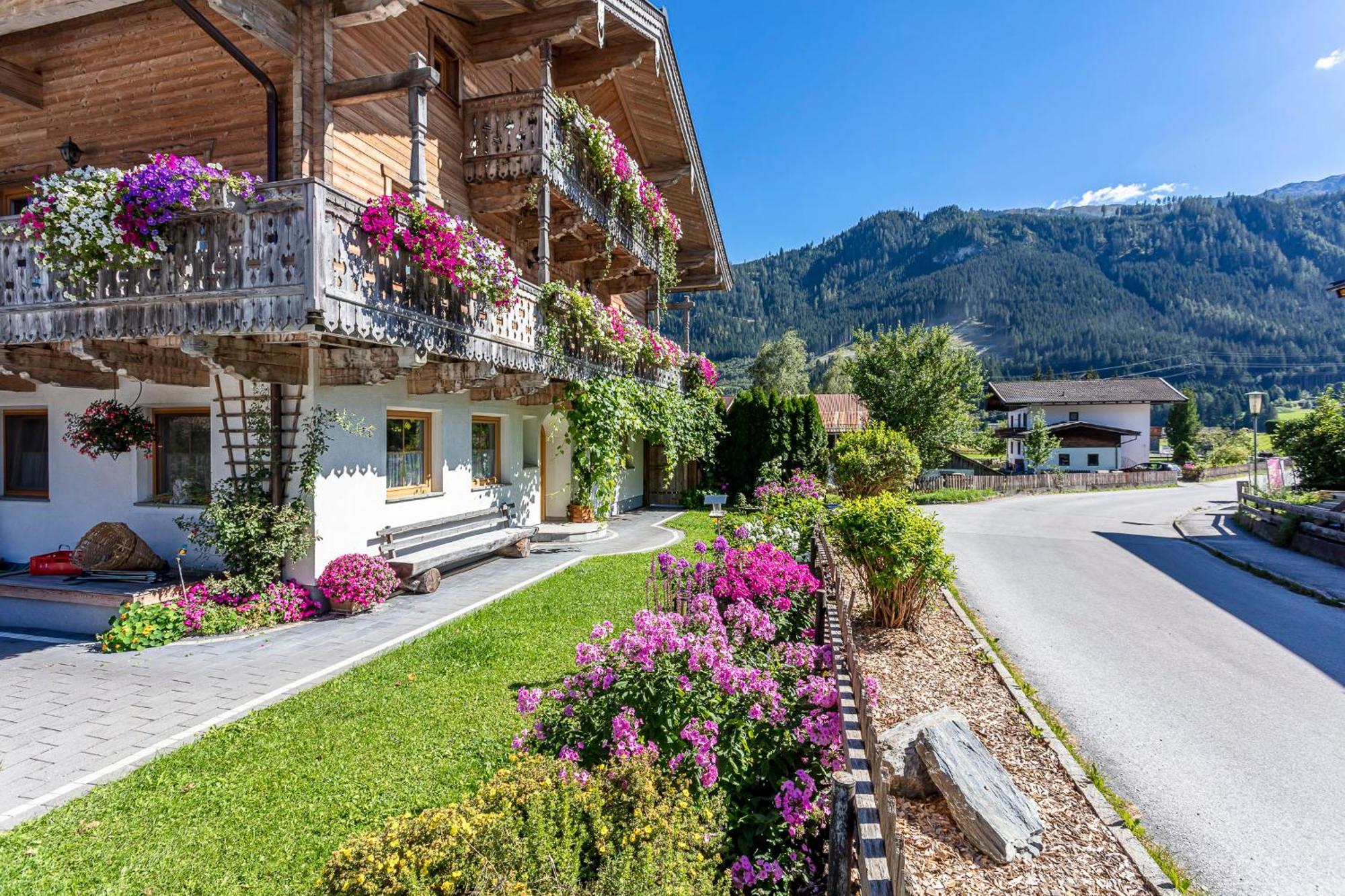 Ferienwohnungen Am Biobauernhof Lahner Bramberg am Wildkogel Eksteriør billede